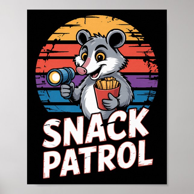 Possum Snacks Patrouille mit Flashlight und Chips  Poster (Vorne)