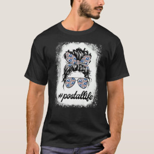 Postallife Mail Carrier Postarbeiterin Mailwoman M T-Shirt