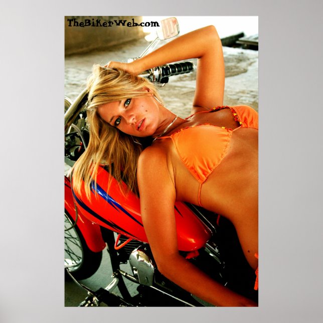 Poster: Bikini Babe auf einem Custom Motorrad Poster (Vorne)