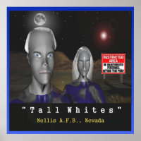 Poster mit großen weißen Außerirdischen