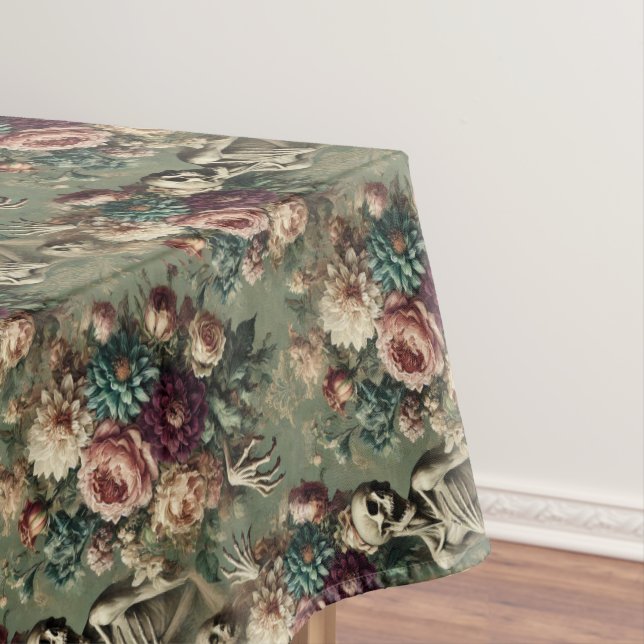 Posthumous Heartache - Gothic Medium Pattern Tischdecke (Beispiel)