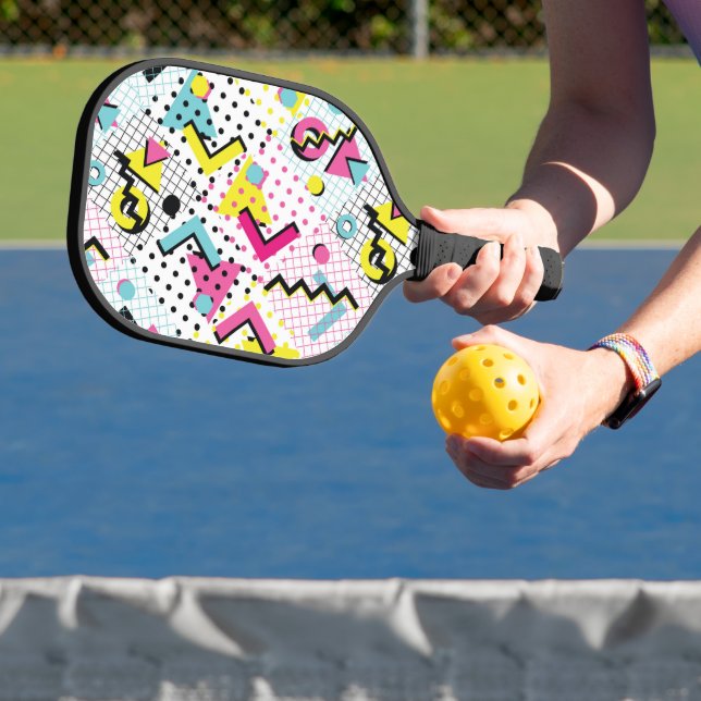 Postmoderne Memphis-Stilmuster Pickleball Schläger (InSitu)