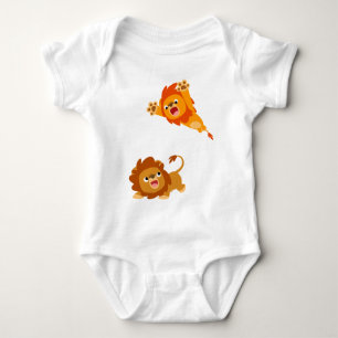 Pouncing und Punced! Cartoon Lions Baby Baby Strampler