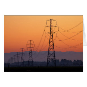 Power Pylons bei Sonnenuntergang