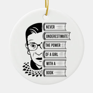 Power von Mädchen mit Buch nie unterschätzen Keramik Ornament