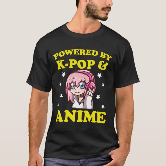 Powered by K-Pop und Anime Funny Kawaii Anime Girl T-Shirt (Vorderseite)