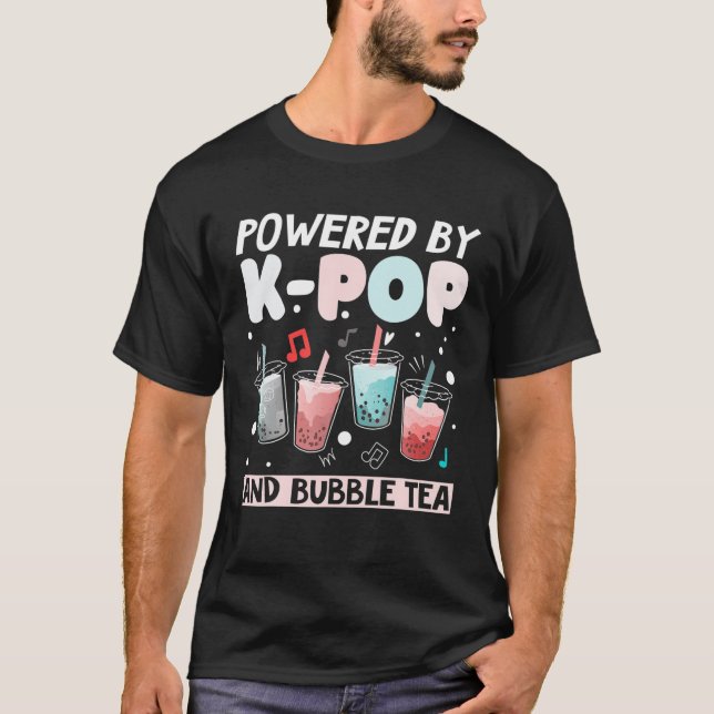 Powered By Kpop And Bubble Tea - Korean - Cute Bob T-Shirt (Vorderseite)