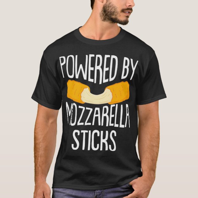 Powered by Mozzarella Sticks Funny Cheese Lover T-Shirt (Vorderseite)