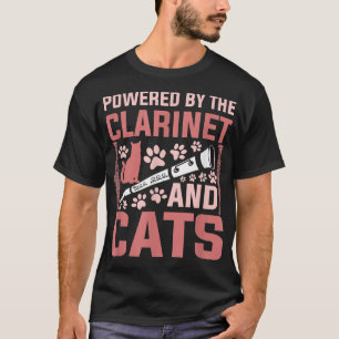 Powered by the Klarinet and Cats Funny Clarinet Pl T-Shirt