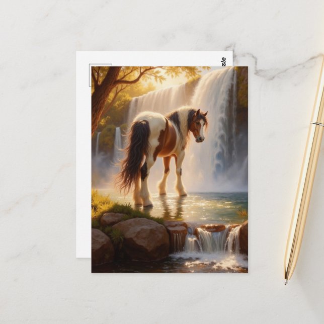 Prächtiges Pferd am Wasserfall Postkarte (Vorderseite/Rückseite Beispiel)