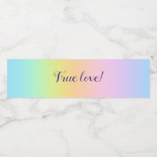 Prachtvolle Pastel Rainbow Hochzeit "Wahre Liebe"! Wasserflaschenetikett
