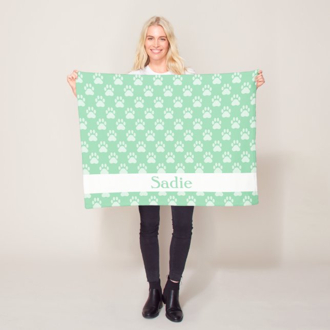 Prägnante grüne Druckmuster mit Individuelle Name Fleecedecke (Beispiel)