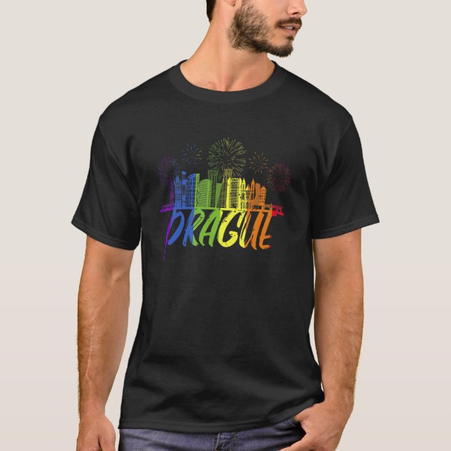 Prague Pride Skyline  Pride Parade Prague T-Shirt (Vorderseite)