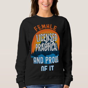 Praktisch zugelassene weibliche Krankenschwester u Sweatshirt