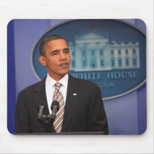 Präsident Barack Obama gibt eine Ankündigung bekan Mousepad