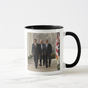 Präsident Barack Obama und ehemalige Präsidenten Tasse