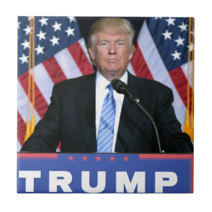Präsident Donald Trump Fliese