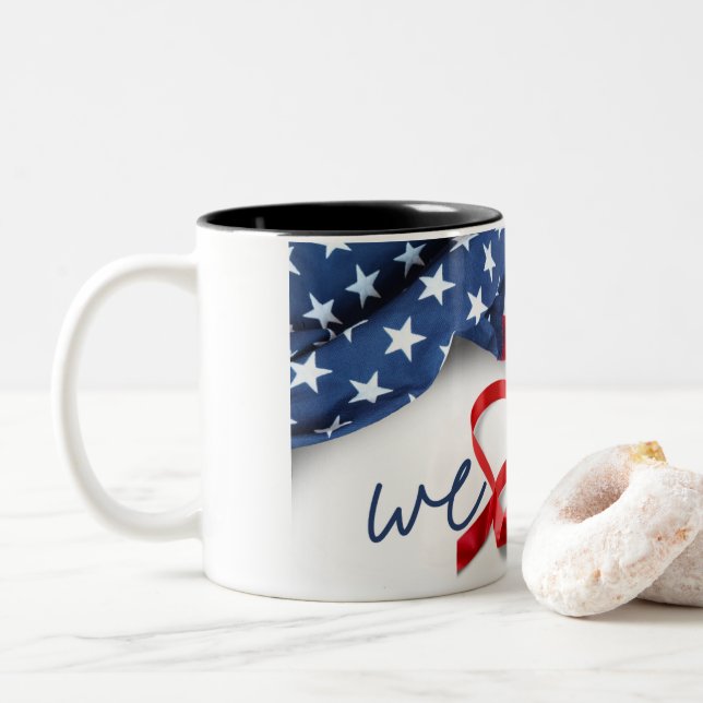 Präsident Donald Trump Gedenkstein Stein Zweifarbige Tasse (Mit Donut)