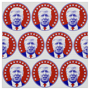 Präsident Donald Trump in Rot Stoff