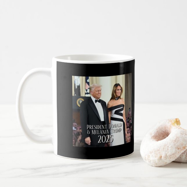 Präsident Donald Trump & Melania Elegant 2020 Kaffeetasse (Mit Donut)