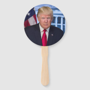 PRÄSIDENT DONALD TRUMP U. MELANIA FÄCHER