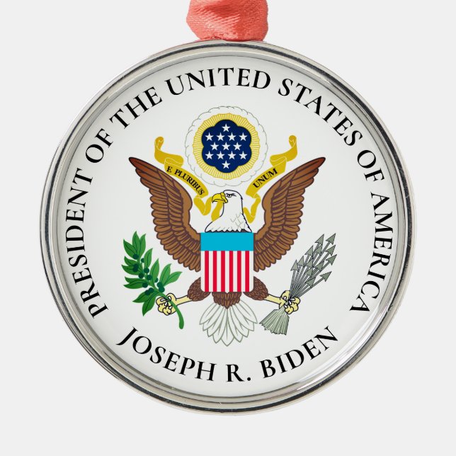 Präsident Joe Biden und Siegel des Präsidenten Ornament Aus Metall (Vorne)