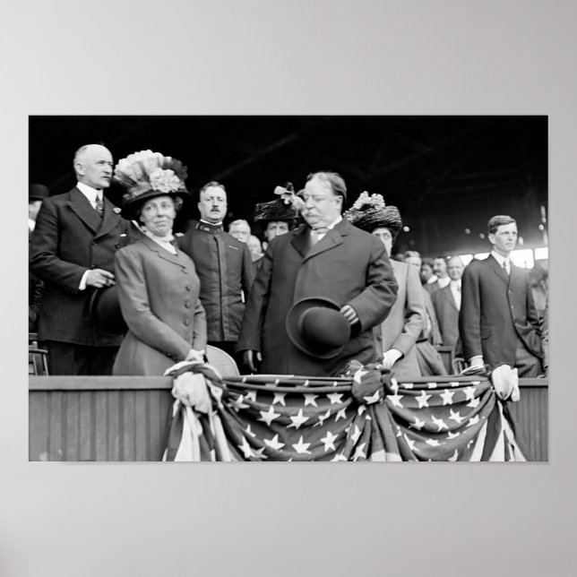 Präsident Taft and Nellie Taft At Baseball Game Poster (Vorne)