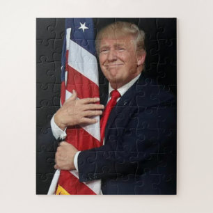 Präsident Trump drängt die amerikanische Flagge - Puzzle