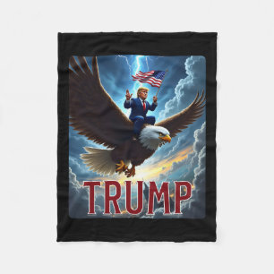 Präsident Trump fährt einen Adler. Patriotic Polit Fleecedecke