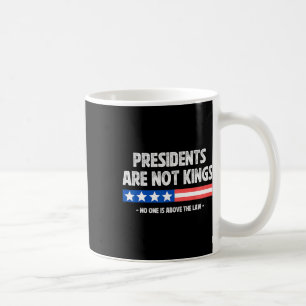 Präsidenten wissen nicht, dass niemand über dem Ge Kaffeetasse