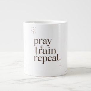 Pray Train Repeat Becher – Christliche Fitness-Mot Jumbo-Tasse