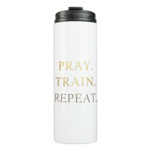 Pray Train Repeat Tasse – Christliche Fitness-Moti