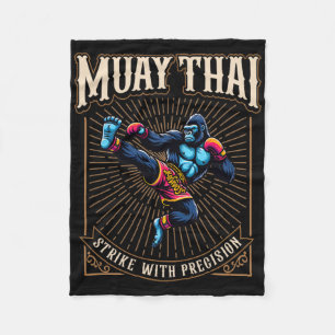 Präzise zuschlagen - Cooler Muay Thai Gorilla Kick Fleecedecke