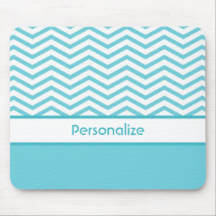 Preppy Aqua Blue und White Chevrons mit Namen Mousepad