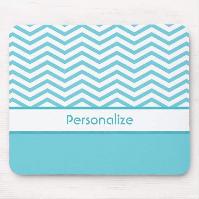 Preppy Aqua Blue und White Chevrons mit Namen Mousepad (Vorne)