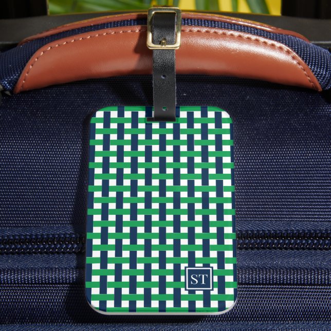 Preppy Basket Weave – Navy & Grünes Monogramm Gepäckanhänger (Vorderseite Insitu 2)
