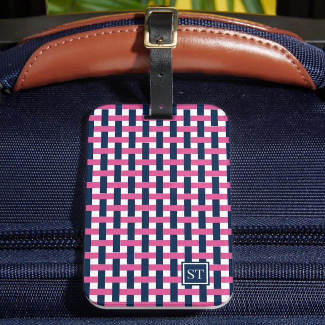 Preppy Basket Weave – Navy & Hot Pink Monogram Gepäckanhänger (Vorderseite Insitu 2)