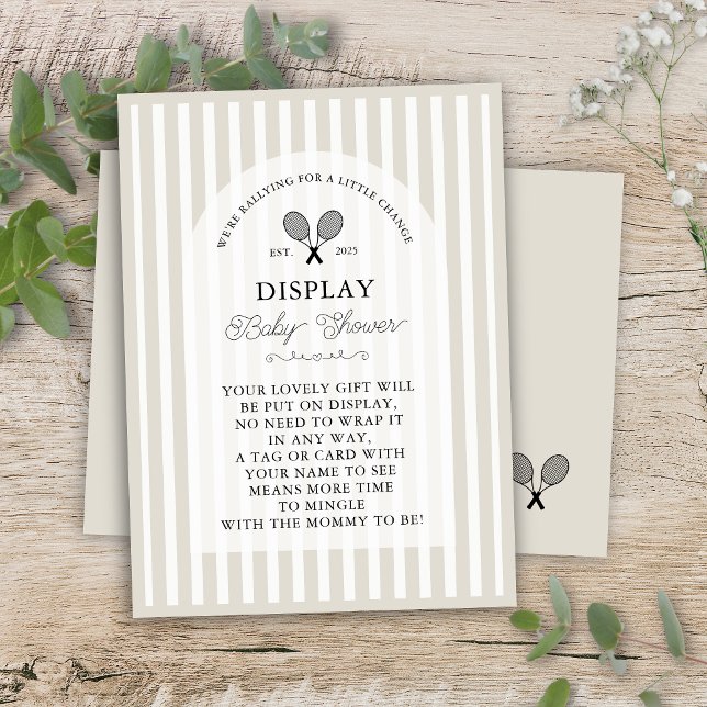 Preppy Beige Tennis Geschenke auf Display Baby Dus Begleitkarte (Elegant light beige tan striped preppy baby shower display shower card enclosure for chic club event)