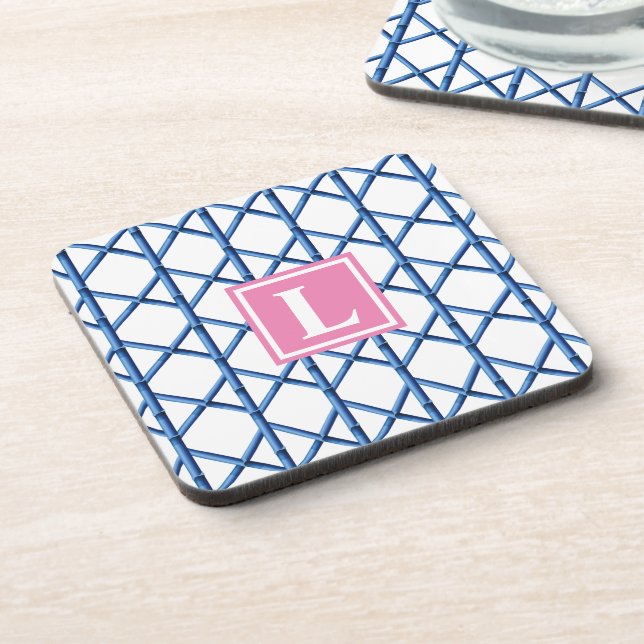 Preppy Blue Trellis Bamboo Muster Monogram Getränkeuntersetzer (Linke Seite)