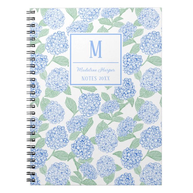 Preppy Blue und Green Hydrangeas Monogram Notizblock (Vorderseite)