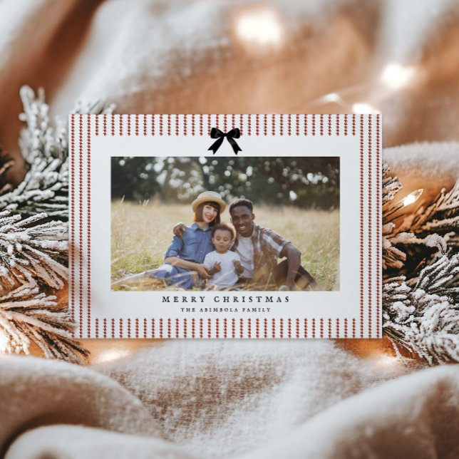 Preppy Bow Crimson Stripe Foto Feiertagskarte (Von Creator hochgeladen)