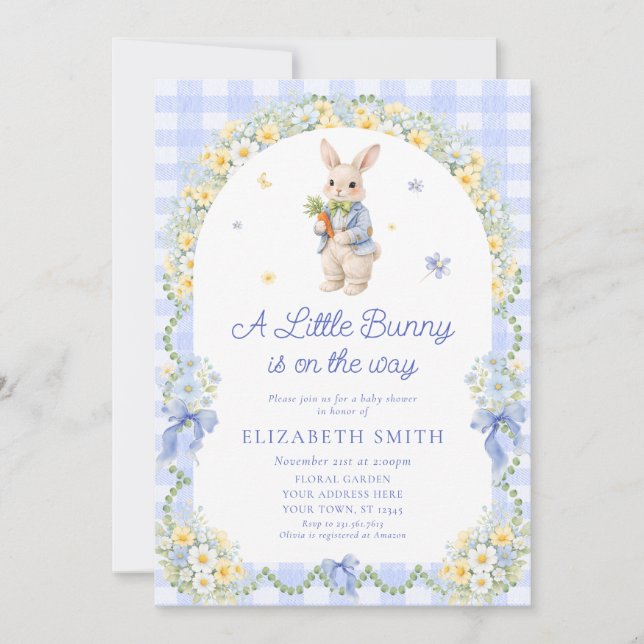 Preppy Bunny Floral Rabbit Gingham Boy Baby Shower Einladung (Vorderseite)