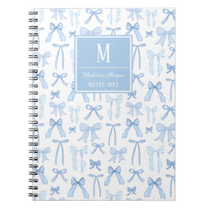 Preppy Coquette Blue Bows Monogram Personalisiert Notizblock