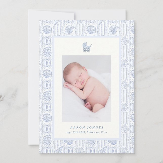 Preppy Couquette Coastal Baby Birth Announcement Einladung (Vorderseite)