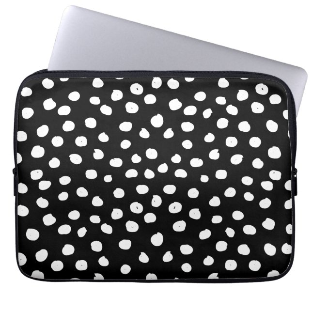 Preppy Dots Moderne Schwarz-weiße Druckpunkte Laptopschutzhülle (Vorderseite)