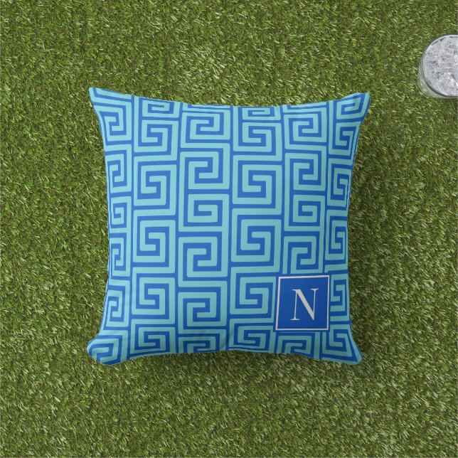 Preppy Greek Key Monogram – Turquoise & Royal Kissen (Golfball-Marker)