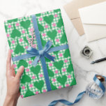 Preppy Green and Pink Wedding Gingham Pickleball Geschenkpapier<br><div class="desc">This cute gift wrap is perfect for wrapping up presents for weddings,  showers and more honoring pickleball players. The wrapping paper features illustrations of green heart-shaped pickleball paddles and pink pickleballs against a green and white gingham background.</div>