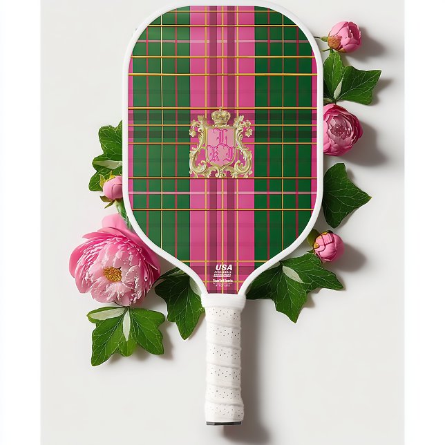 Preppy Kariert rosa und grün Mit Monogramm Pickleball Schläger (Stylish Preppy Pink and Green Plaid Pickleball Paddle )