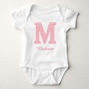 Preppy klassisches Zickzack rosa Monogramm des Baby Strampler