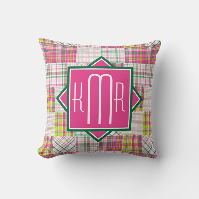 Preppy Monogram | Rosa und grün Kariert Kissen (Vorderseite)